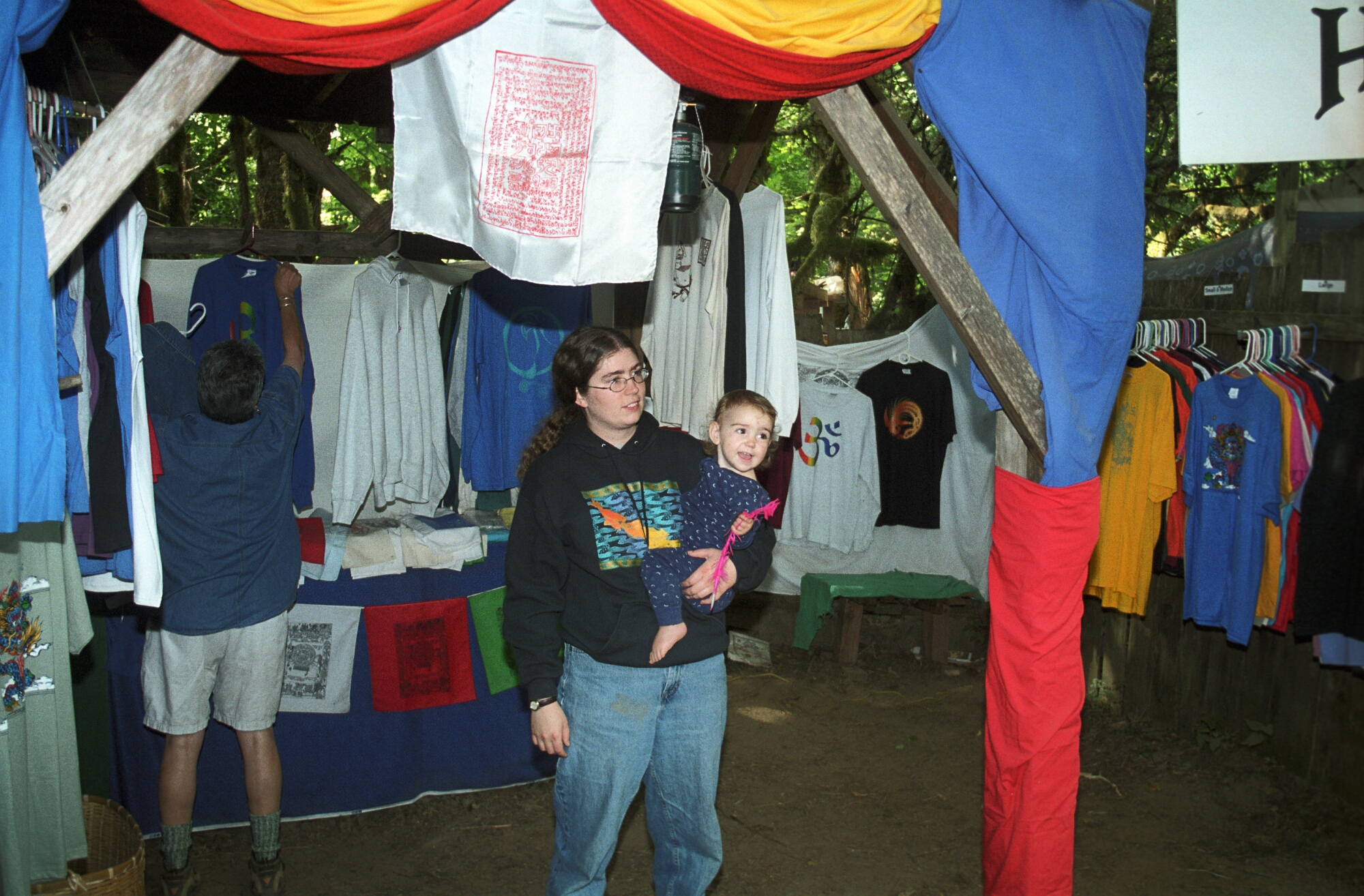 2002-07-10 - Oregon Country Fair - 037.jpg